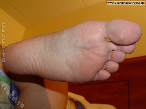 Scandinavian Feet