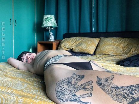 Full leaked Scarletaddiction private onlyfans photo