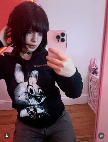 Full leaked Scarletkiri private onlyfans photo
