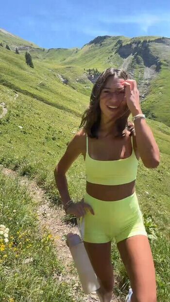 Full leaked Scarlett estevez private onlyfans photo