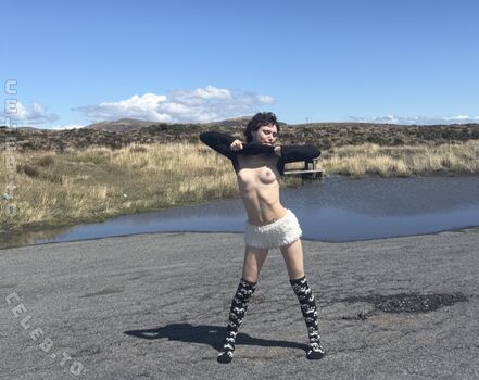 Full leaked Schizobimb private onlyfans photo
