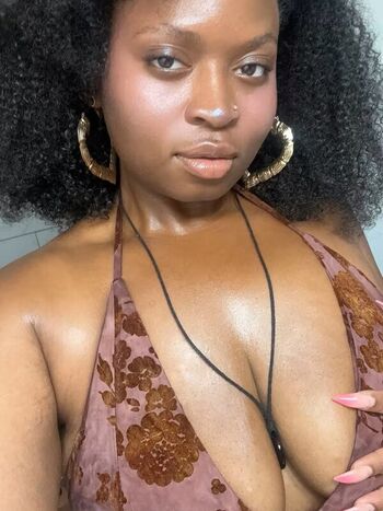 Seductress Bambi