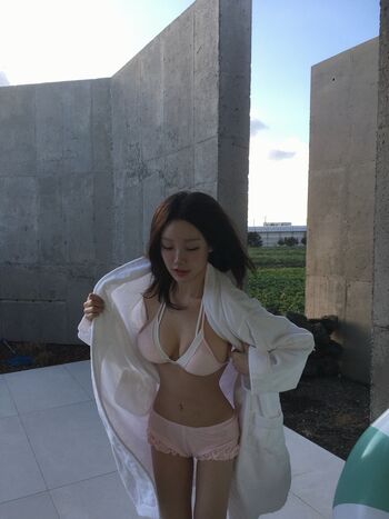 Full leaked Sejinming page private onlyfans photo