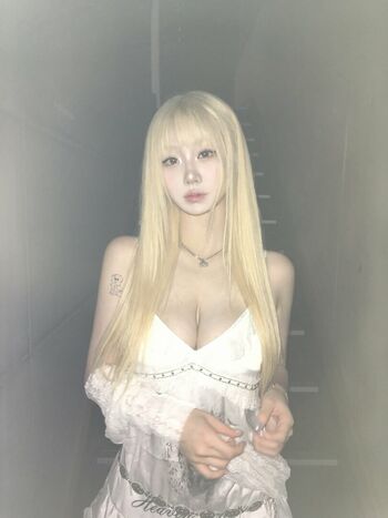 Full leaked Sejinming private onlyfans photo
