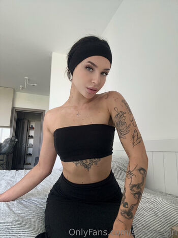 Full leaked Selena girl private onlyfans photo