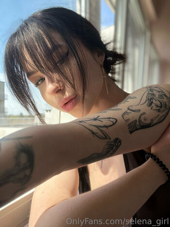 Full leaked Selena girl private onlyfans photo
