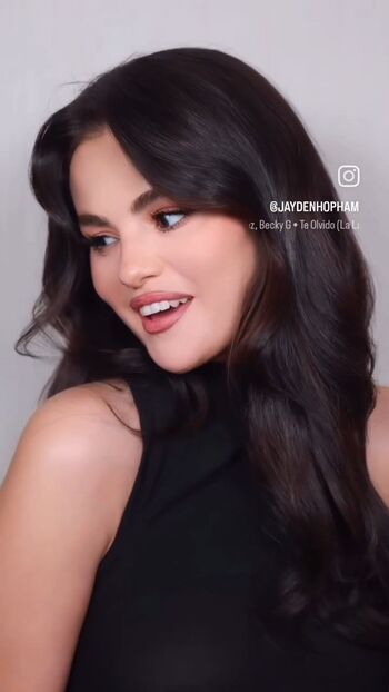 Full leaked Selena gomez  page private onlyfans photo