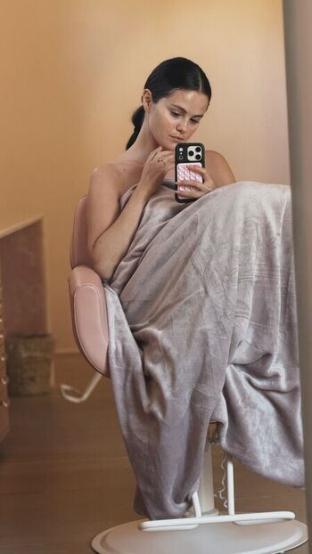 Full leaked Selena gomez private onlyfans photo