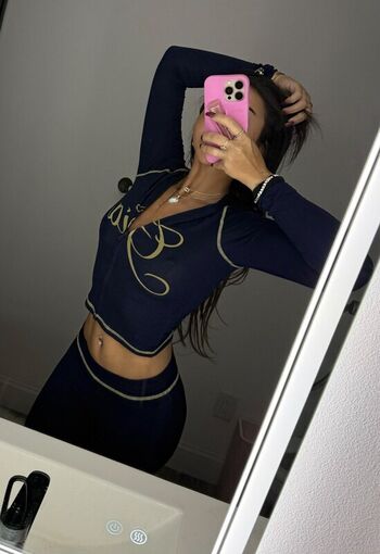 Full leaked Selenalenaxo private onlyfans photo