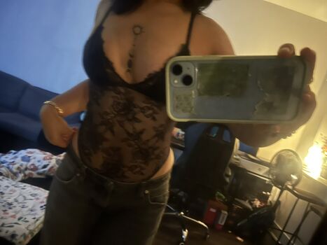 Full leaked Selora xx private onlyfans photo