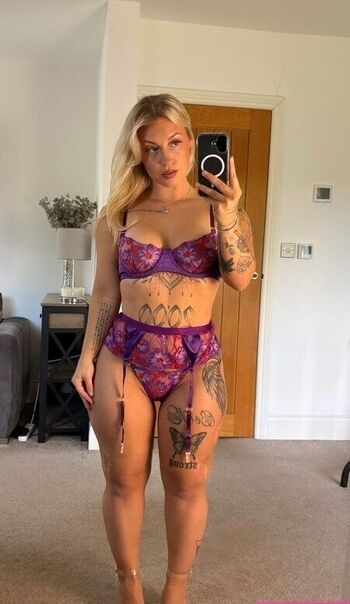 Full leaked Senna whiteman private onlyfans photo