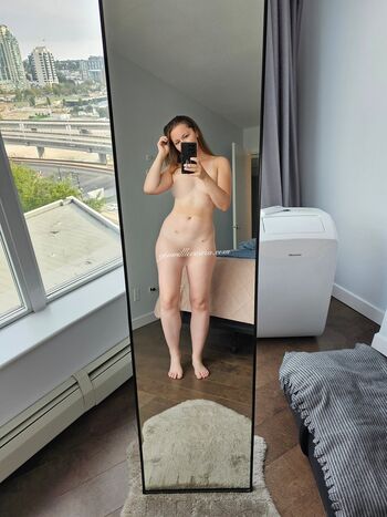 Full leaked Dolly little / private onlyfans photo