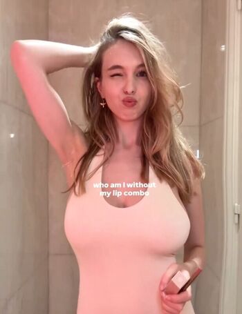 Full leaked Serena skybourne page private onlyfans photo