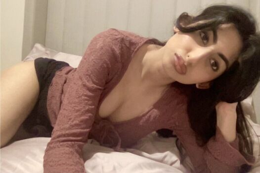 Full leaked Servesyra private onlyfans photo