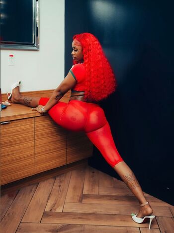 Sexxy Red