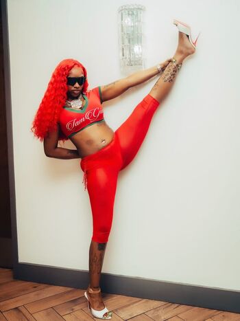 Full leaked Sexxy red  page private onlyfans photo
