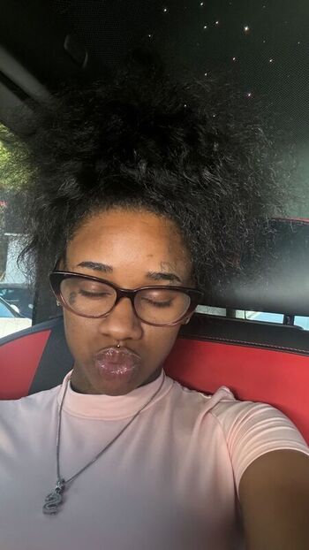 Full leaked Sexxy red  page private onlyfans photo