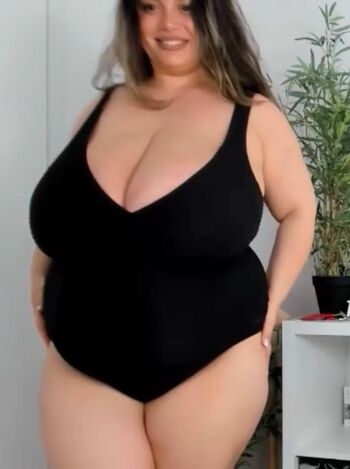 Full leaked Sexycreolytau private onlyfans photo