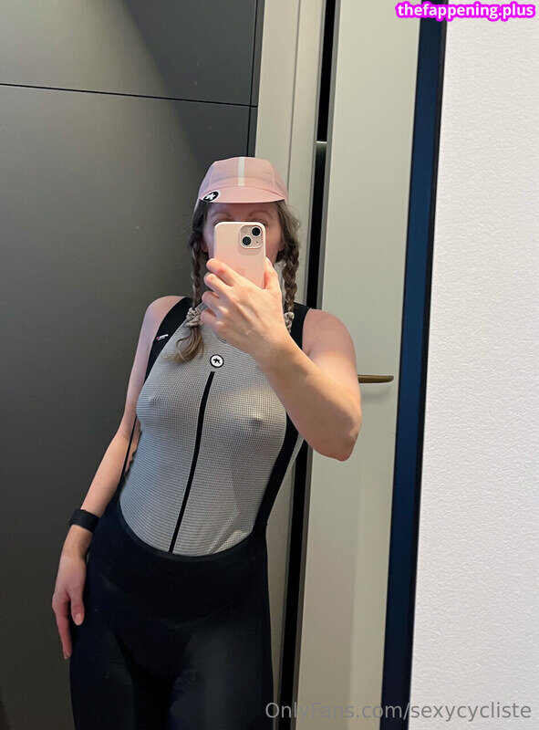  / MistressHelvete / sexycyclist / sexycycliste Φωτογραφία Γυμνών OnlyFans #22