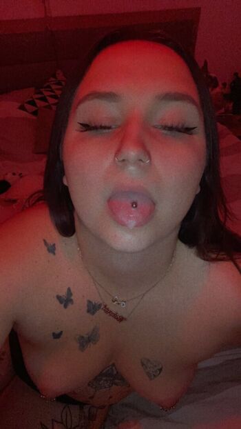 Sexylexxy19
