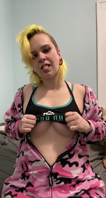 sexywolfwinters01