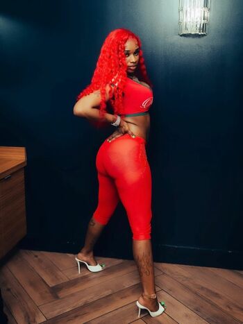 Full leaked Sexyyred private onlyfans photo