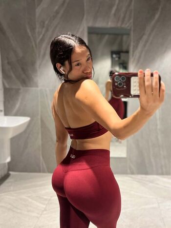 Full leaked Seymaugurr page private onlyfans photo