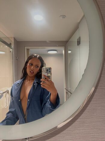 Full leaked Shabana azeez private onlyfans photo