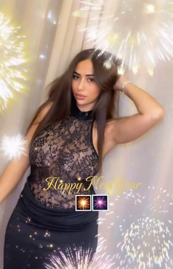 Full leaked Shainaaa page private onlyfans photo