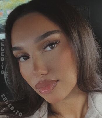 Full leaked Shakiravv private onlyfans photo