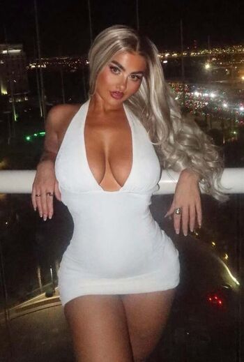 Full leaked Shania safary private onlyfans photo