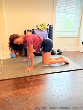 Shannon Elizabeth