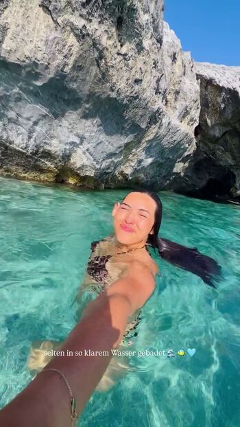 Full leaked Shanti tan private onlyfans photo