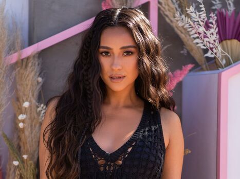 Shay Mitchell