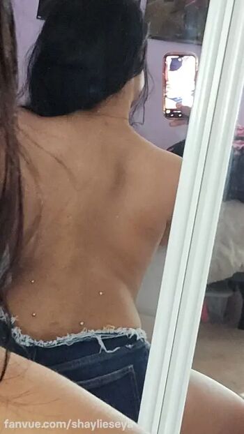 Full leaked Shaylieseya private onlyfans photo
