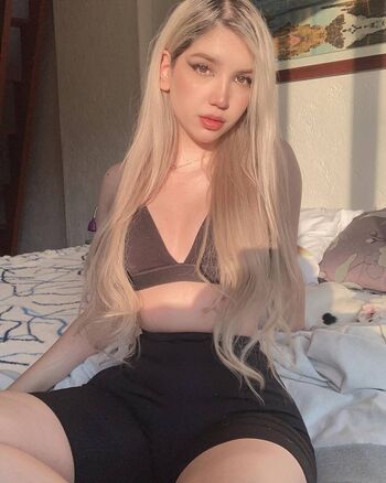 Full leaked Shcareta  page private onlyfans photo