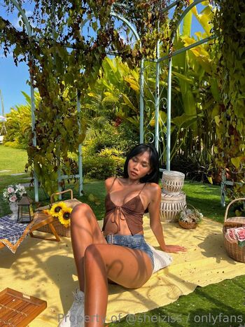 Full leaked Sheiziss private onlyfans photo