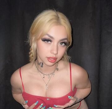 Full leaked Shesojiggyy private onlyfans photo