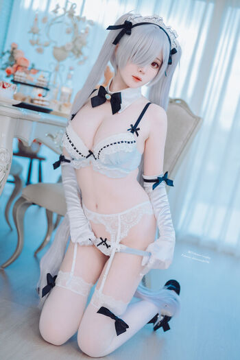 Shimo (霜月/shimotsuki18/shimotsukiTW)