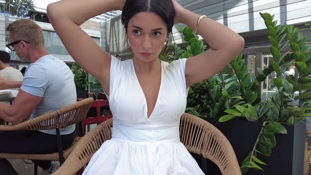 Full leaked Shirin azami page private onlyfans photo