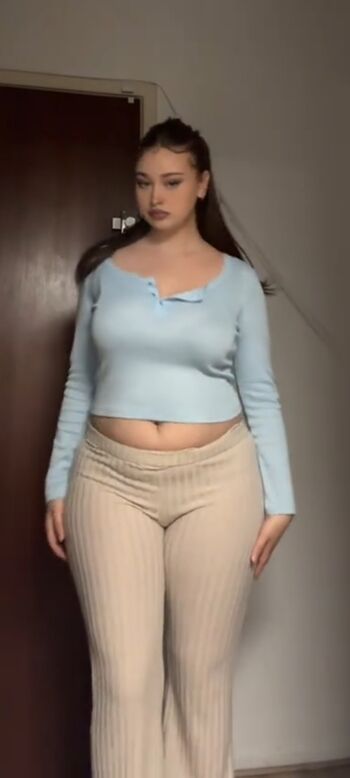 Full leaked Shirooai private onlyfans photo