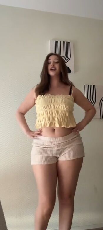 Full leaked Shirooai private onlyfans photo