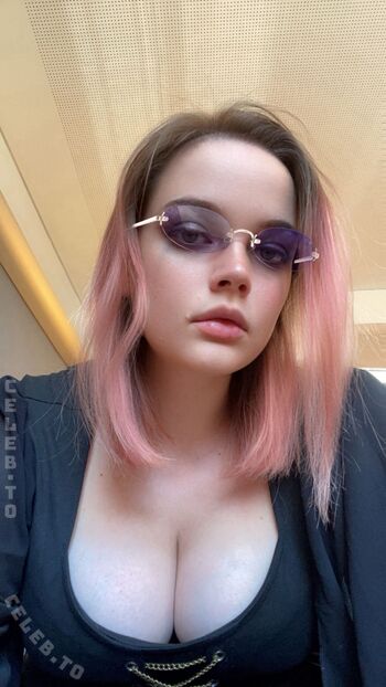 Full leaked Shizuphira private onlyfans photo