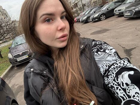 Show Your Girlfriend