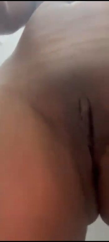 Full leaked Show your girlfriend page private onlyfans photo