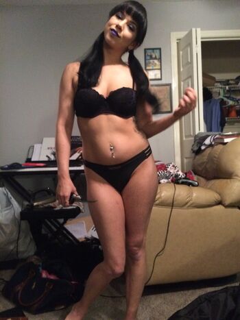 Full leaked Show your girlfriend page private onlyfans photo