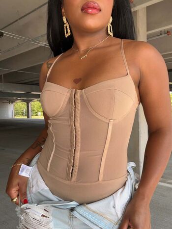 Full leaked Shuntel renay private onlyfans photo