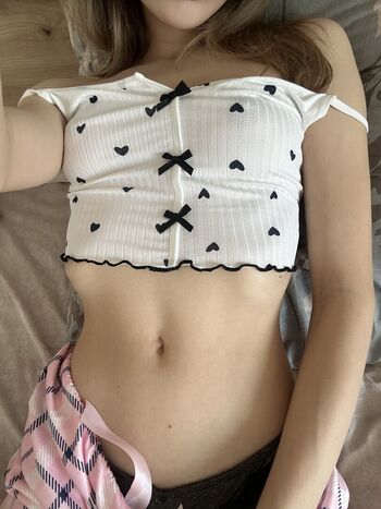 Shy_Amelia