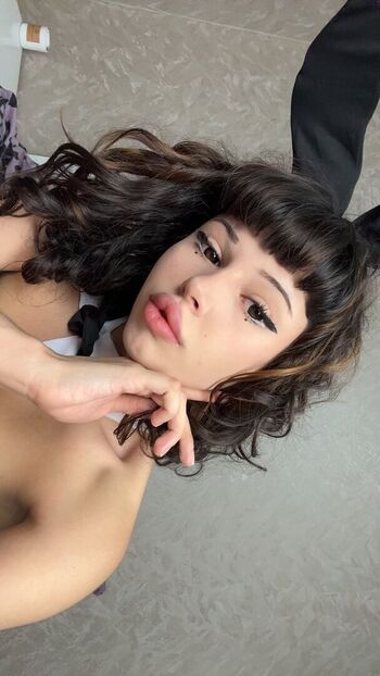 Full leaked Shymoonwaify page private onlyfans photo