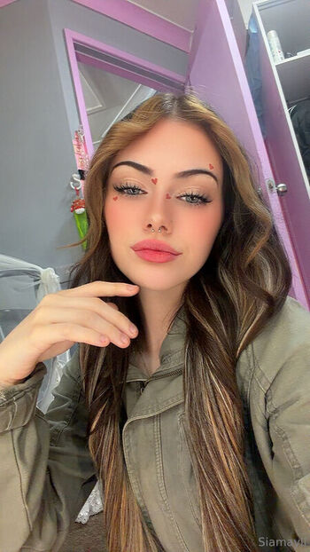 Full leaked Siamayll private onlyfans photo